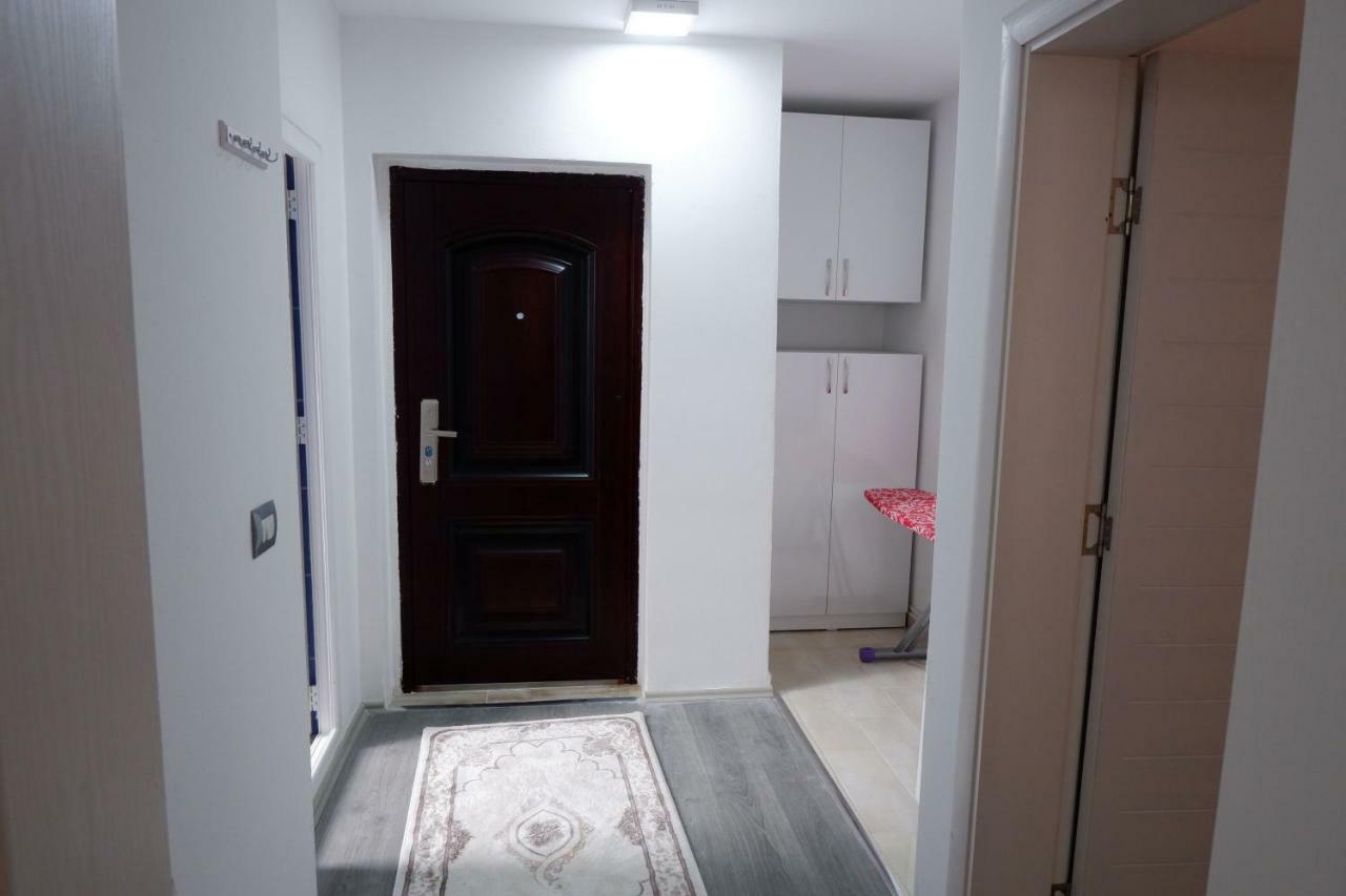 Hotel Kings Apartments Bajram Curri Esterno foto