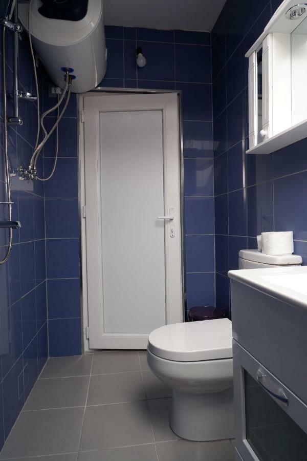 Hotel Kings Apartments Bajram Curri Esterno foto